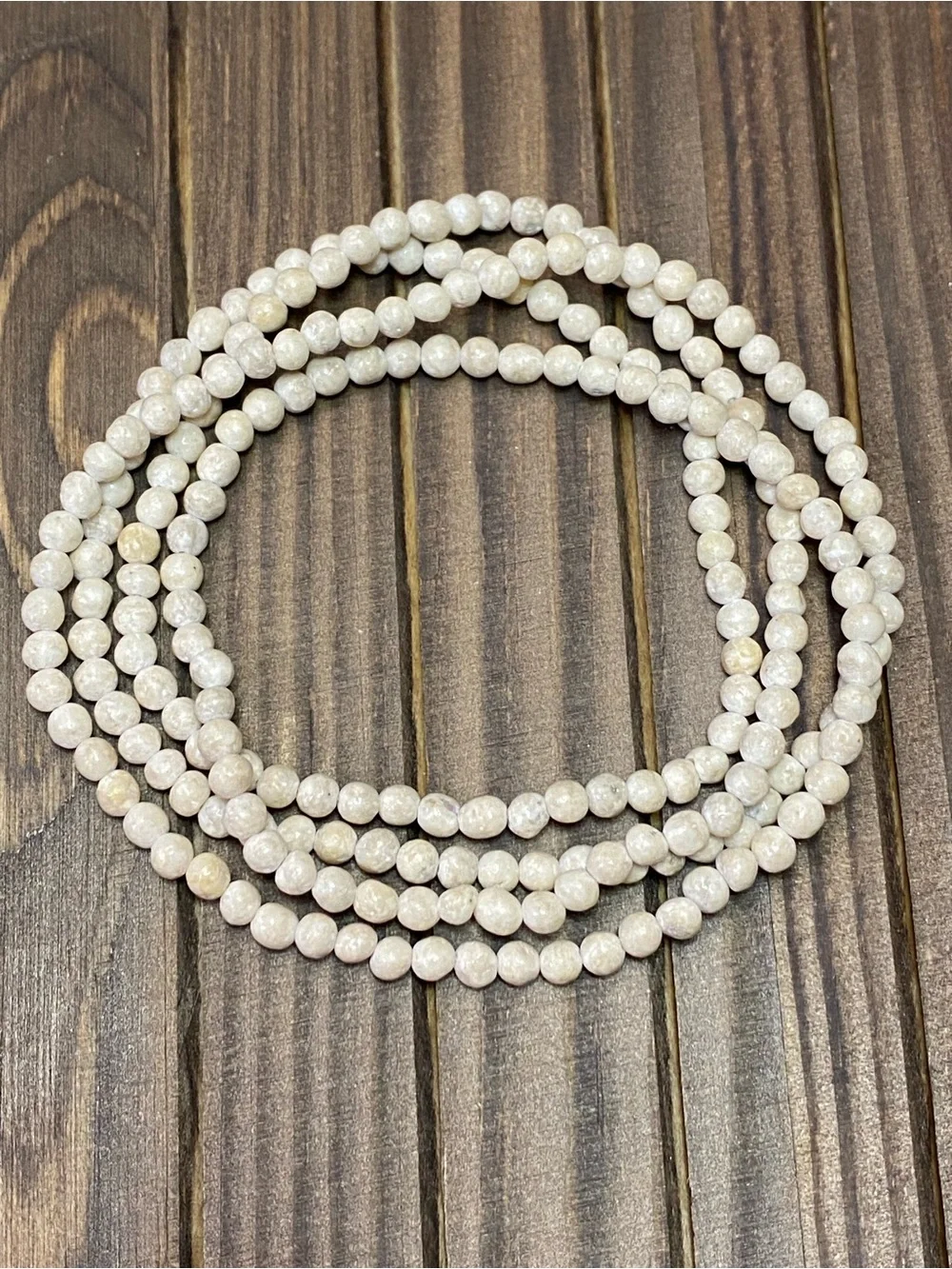 Vintage Cream Beaded Necklace & Earrings Set - Unbranded